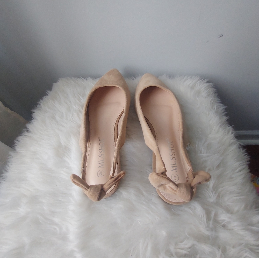 Flats - Picture 3 of 3